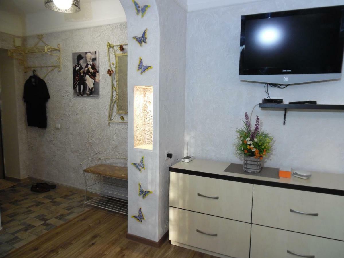 Студия В Центре Скала Khmelʼnytsʼkyy Buitenkant foto